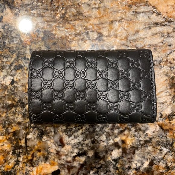 *RARE* GUCCI Black Microguccissima Leather Key Holder - Picture 3 of 3